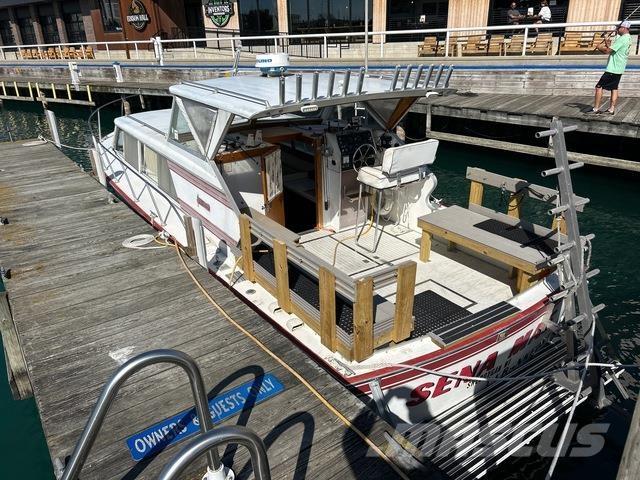  Marinette Work boats / barges