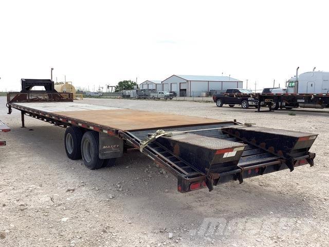 Maxey  Vehicle transport trailers