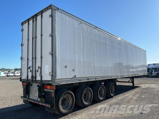  Maxi-CUBE Temperature controlled semi-trailers