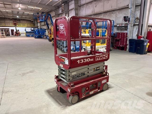 MEC 1330SE Scissor lifts