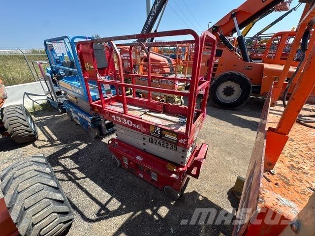 MEC 1330SE Scissor lifts