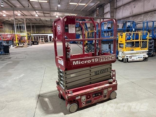 MEC Micro 19 Scissor lifts
