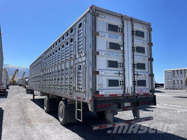 Merritt  Livestock carrying trailers