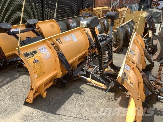 Meyer LP-8.0 Snow blades and plows