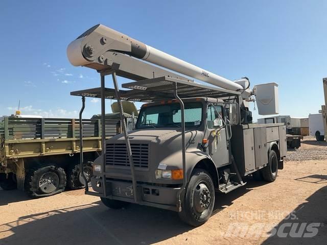 Navistar 4700 Truck mounted aerial platforms