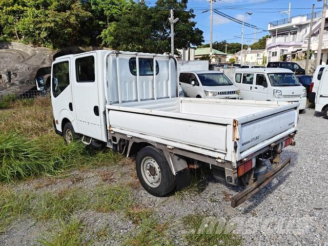 Nissan ATLAS Flatbed/Dropside trucks