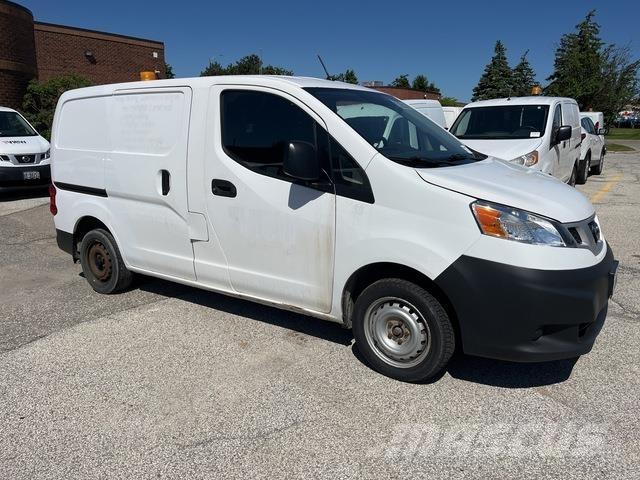 Nissan NV200 Panel vans