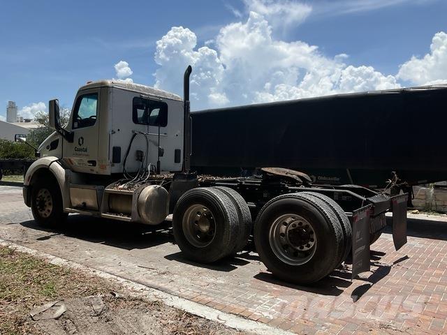 Peterbilt  Truck Tractor Units