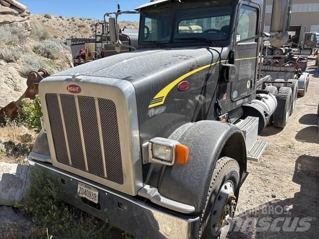 Peterbilt  Truck Tractor Units