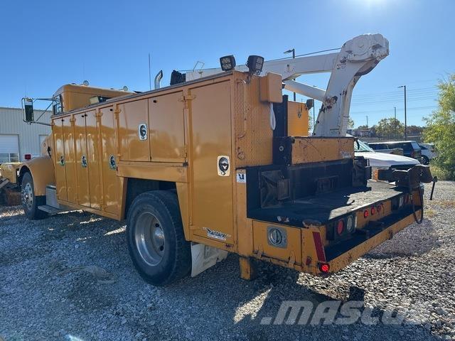 Peterbilt 330 Municipal / general purpose vehicles