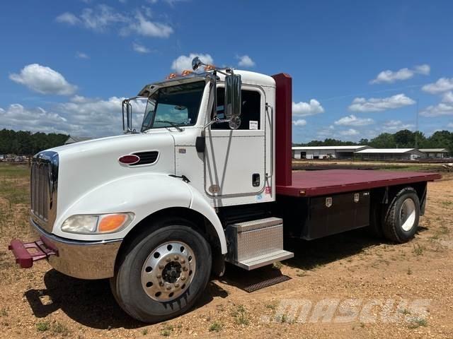 Peterbilt 337 Flatbed/Dropside trucks