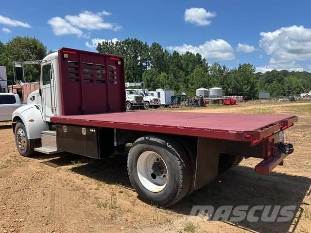 Peterbilt 337 Flatbed/Dropside trucks