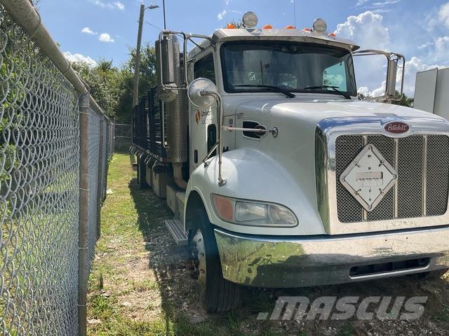 Peterbilt 337 Flatbed/Dropside trucks