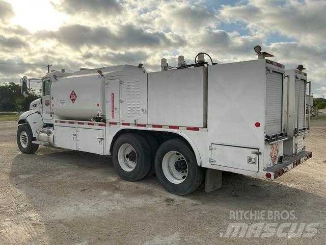 Peterbilt 348 Tanker trucks