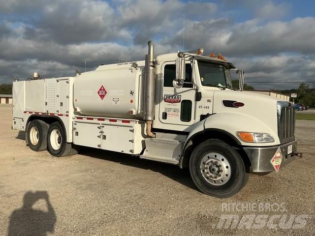 Peterbilt 348 Tanker trucks