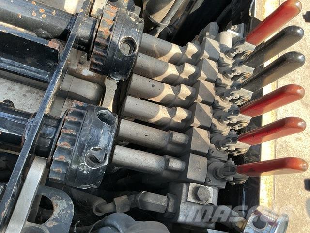 Peterbilt 365 Car carriers