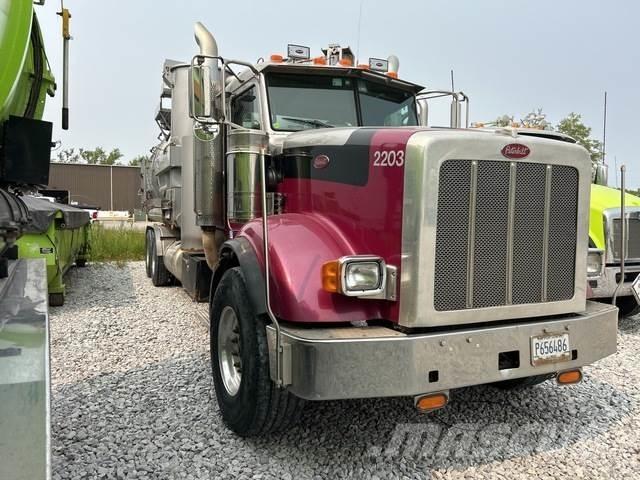 Peterbilt 367 Sewage disposal Trucks
