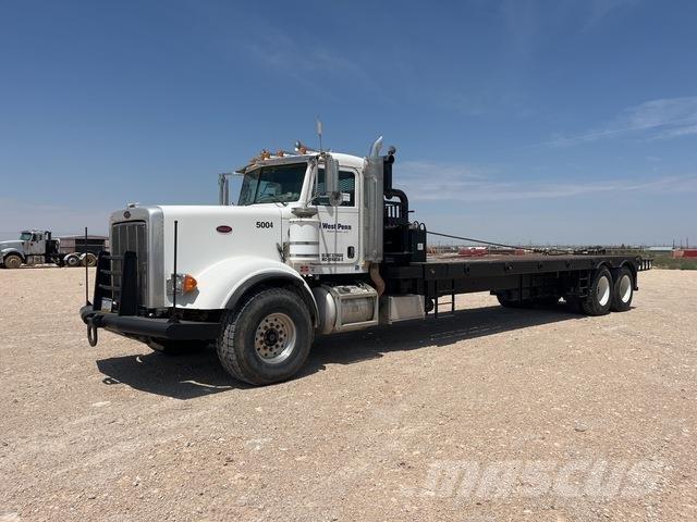 Peterbilt 367 Flatbed/Dropside trucks
