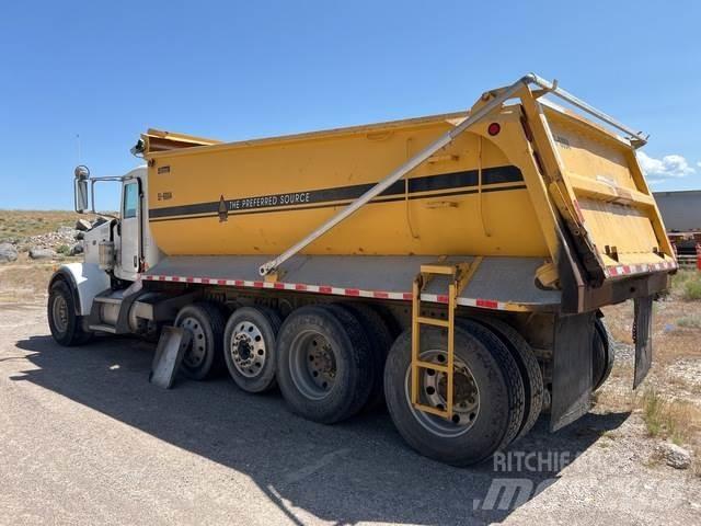 Peterbilt 378 Tipper trucks