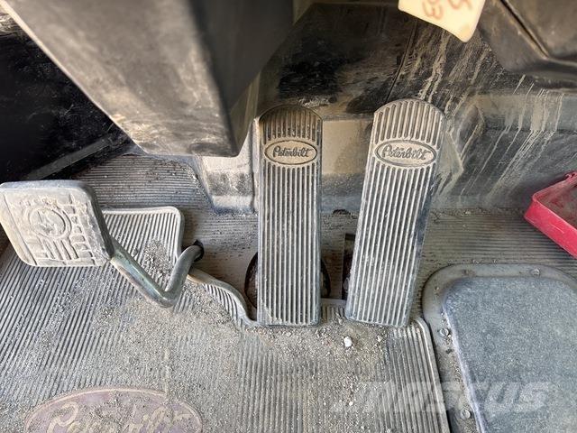 Peterbilt 378 Truck Tractor Units