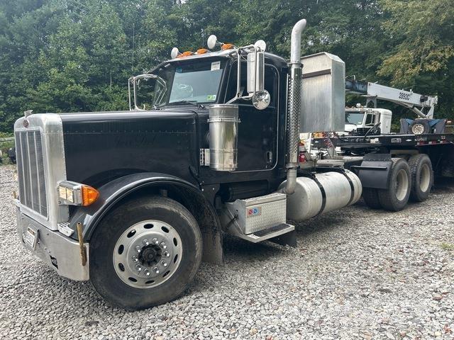 Peterbilt 379 Truck Tractor Units