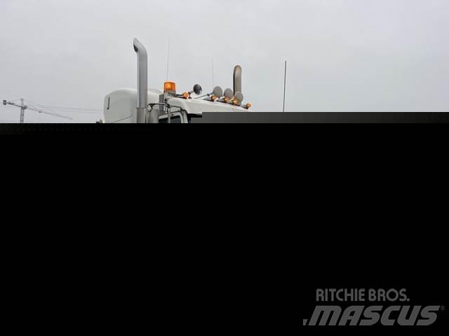Peterbilt 389 Truck Tractor Units