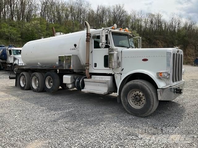 Peterbilt 389 Sewage disposal Trucks