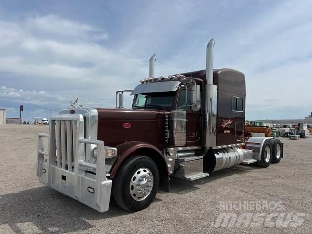 Peterbilt 389 Truck Tractor Units