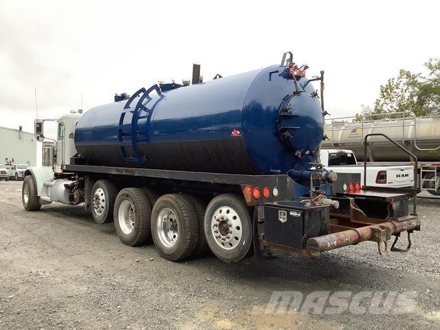 Peterbilt 389 Sewage disposal Trucks