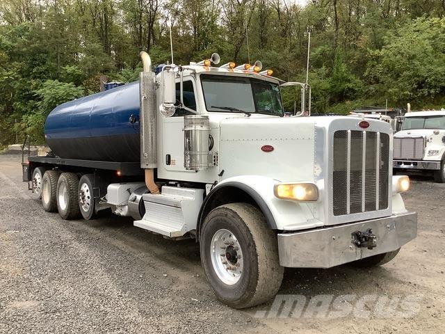 Peterbilt 389 Sewage disposal Trucks