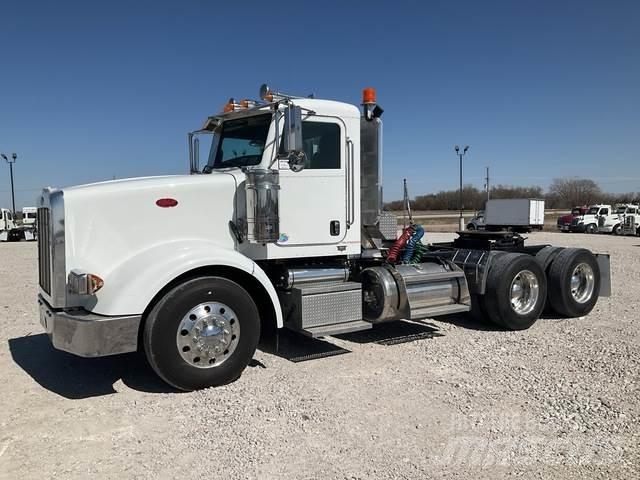 Peterbilt 567 Truck Tractor Units