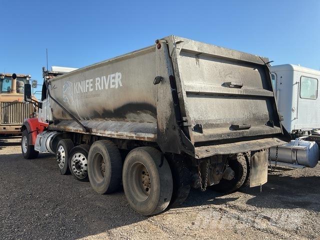 Peterbilt 567 Tipper trucks