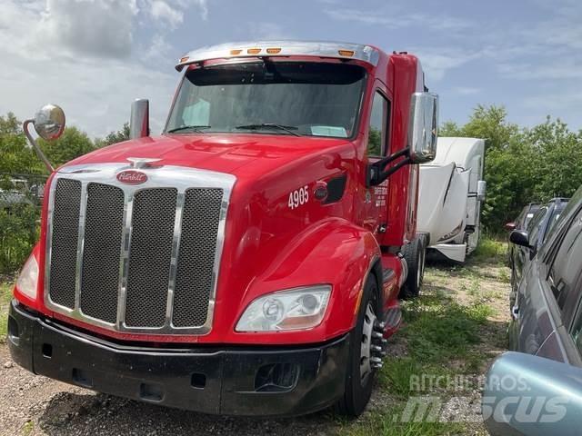 Peterbilt 579 Truck Tractor Units