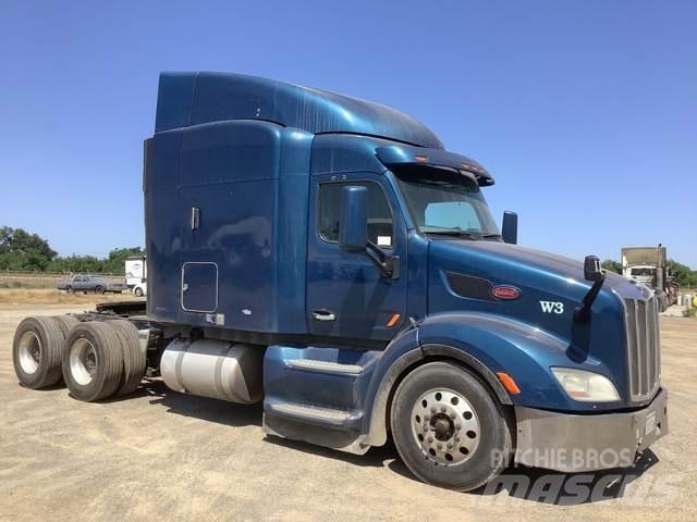 Peterbilt 579 Truck Tractor Units