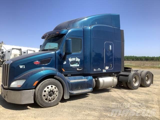 Peterbilt 579 Truck Tractor Units