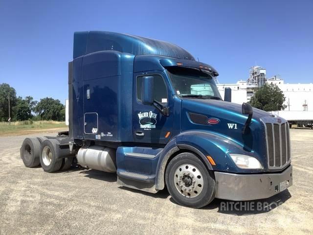 Peterbilt 579 Truck Tractor Units