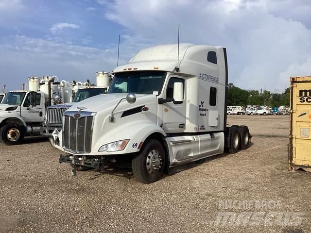 Peterbilt 579 Truck Tractor Units
