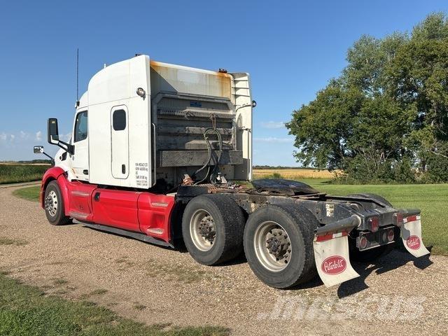 Peterbilt 579 Truck Tractor Units