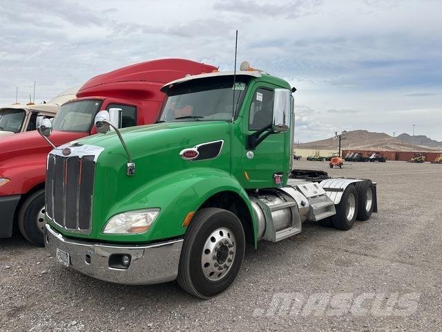 Peterbilt 579 Truck Tractor Units