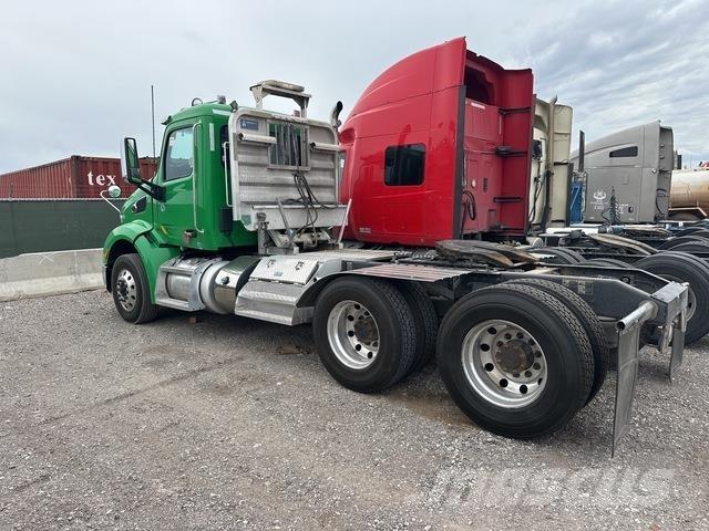 Peterbilt 579 Truck Tractor Units