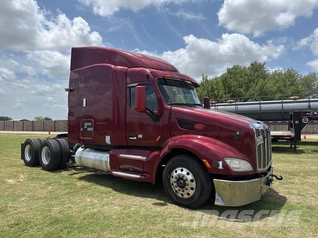 Peterbilt 579 Truck Tractor Units