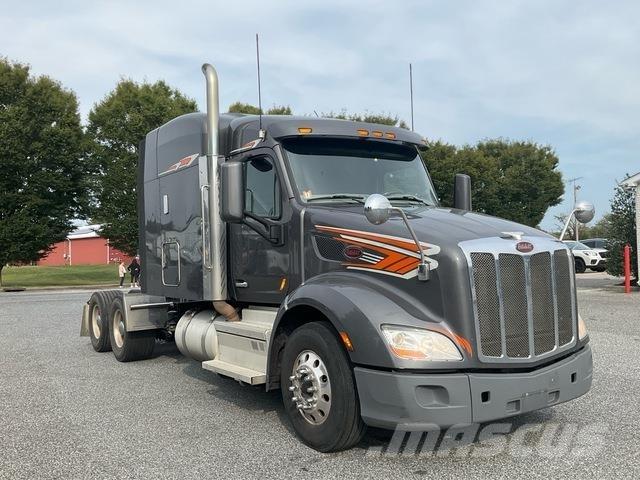 Peterbilt 579 Truck Tractor Units