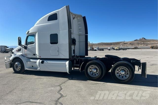 Peterbilt 579 Truck Tractor Units