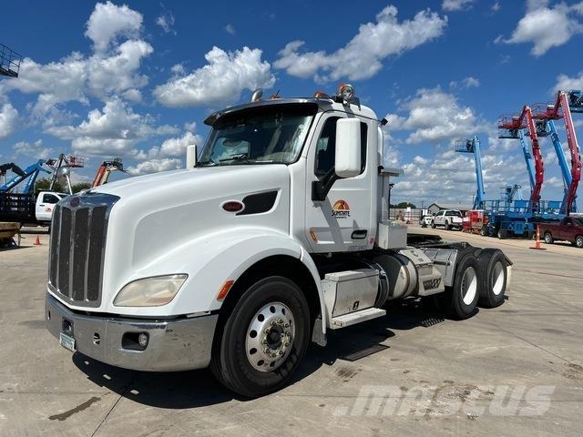 Peterbilt 579 Truck Tractor Units