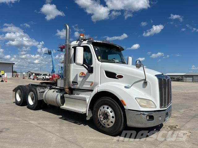 Peterbilt 579 Truck Tractor Units