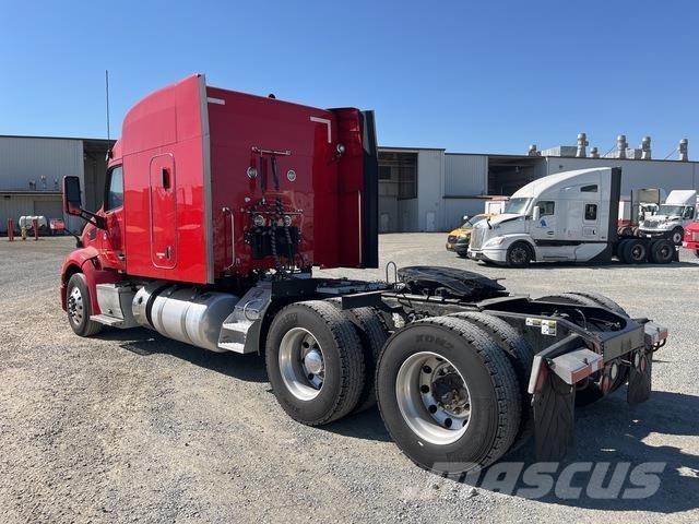 Peterbilt 579 Truck Tractor Units