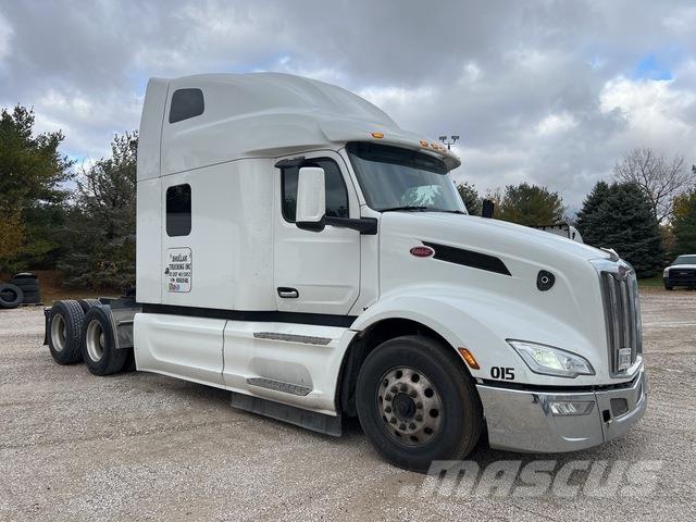 Peterbilt 579 Truck Tractor Units