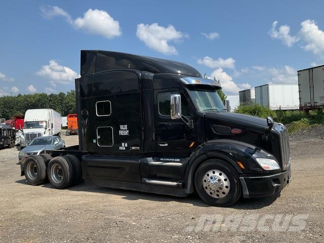 Peterbilt 579 Truck Tractor Units