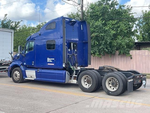 Peterbilt 587 Truck Tractor Units