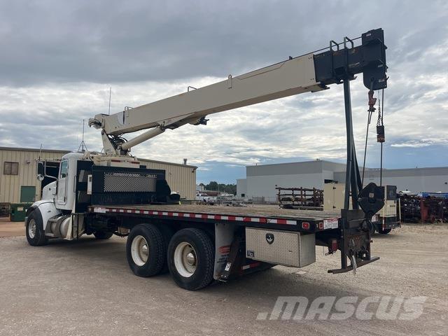 Peterbilt 680E Other trucks